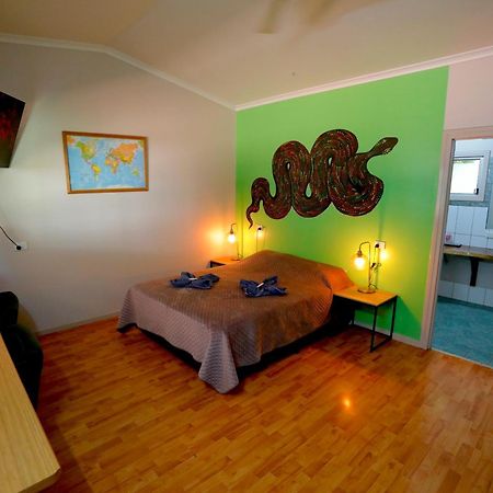 Banyan Tree Hotel Batchelor Екстериор снимка