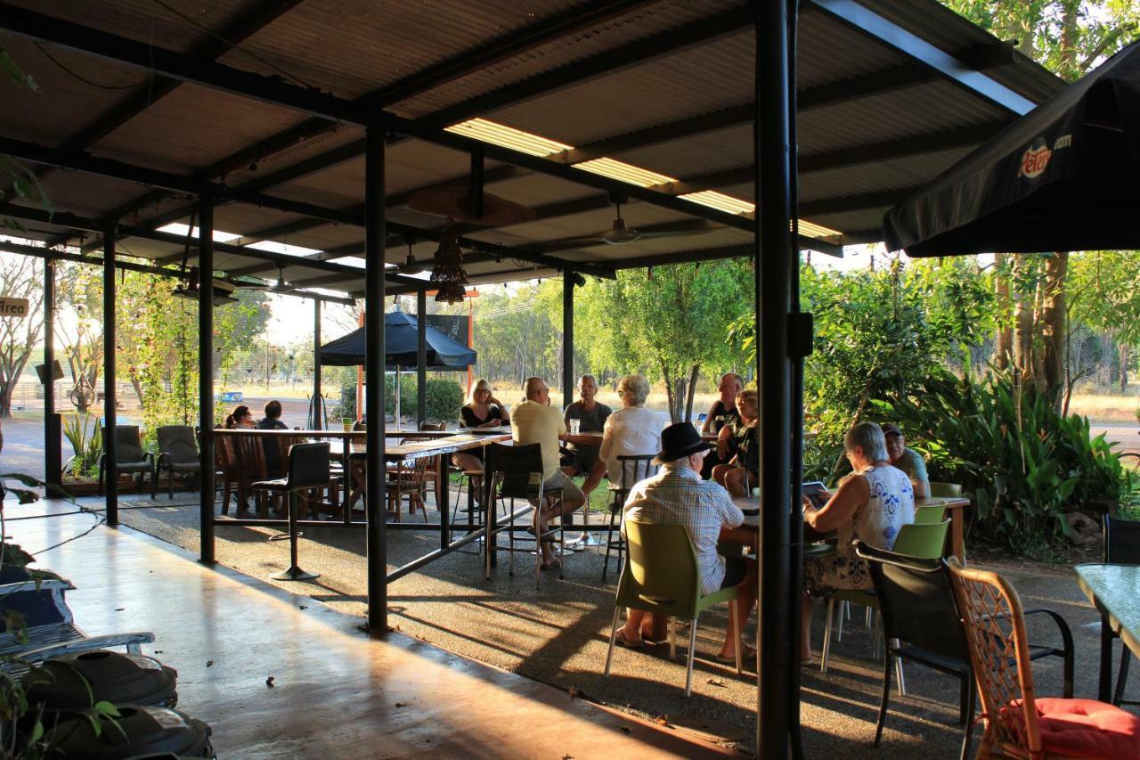 Banyan Tree Hotel Batchelor Екстериор снимка